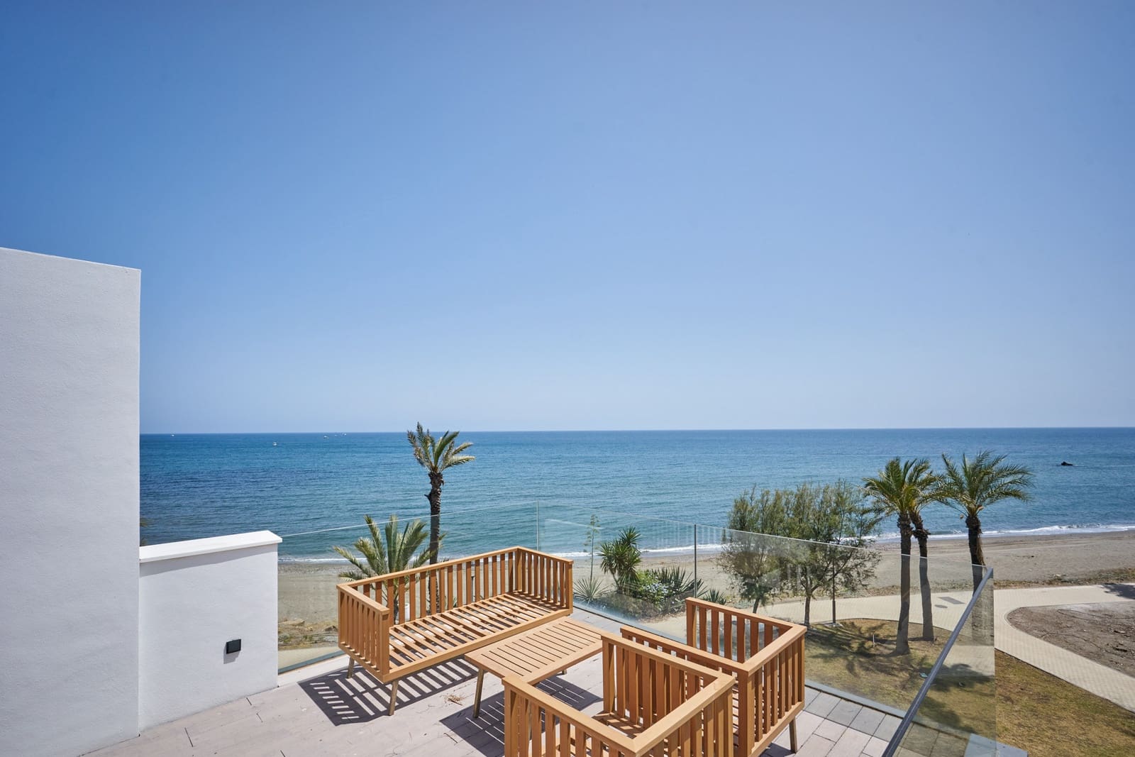 3 bedroom Townhouse for sale in Estepona with pool garage - € 2,350,000 (Ref: 8295245)
