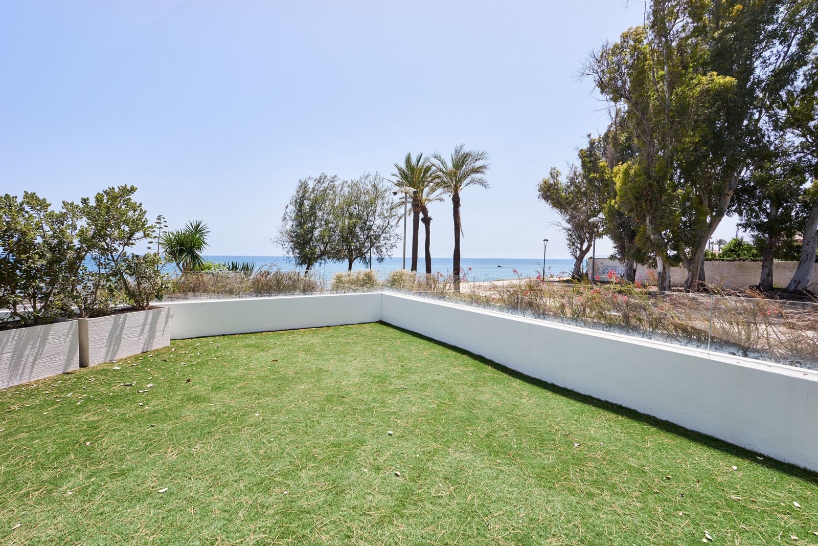3 bedroom Townhouse for sale in Estepona with pool garage - € 2,350,000 (Ref: 8295245)