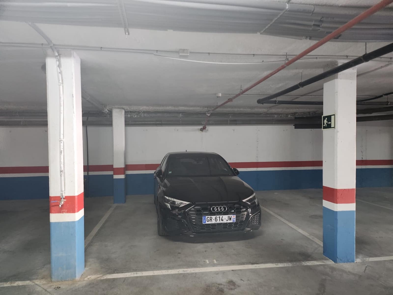 Garasje til salgs i Estepona - € 17 000 (Ref: 8312994)