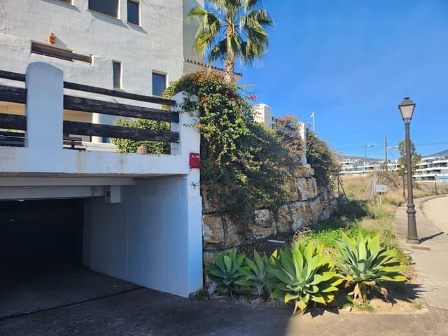 Garage for sale in La Concha - Resina Golf, Estepona - € 17,000 (Ref: 8312994)