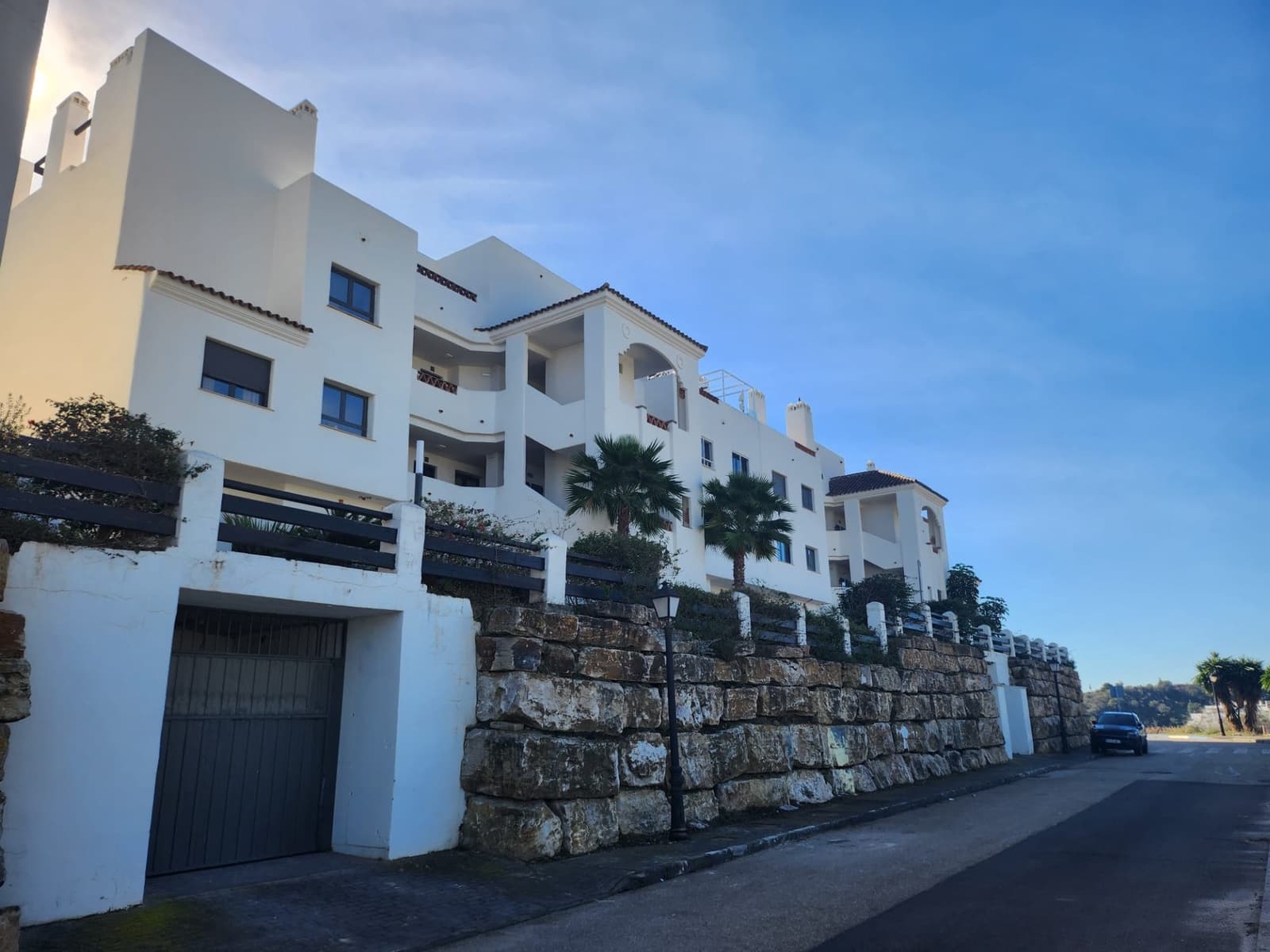 Autotalli myytävänä paikassa Estepona - 17 000 € (Ref: 8312994)