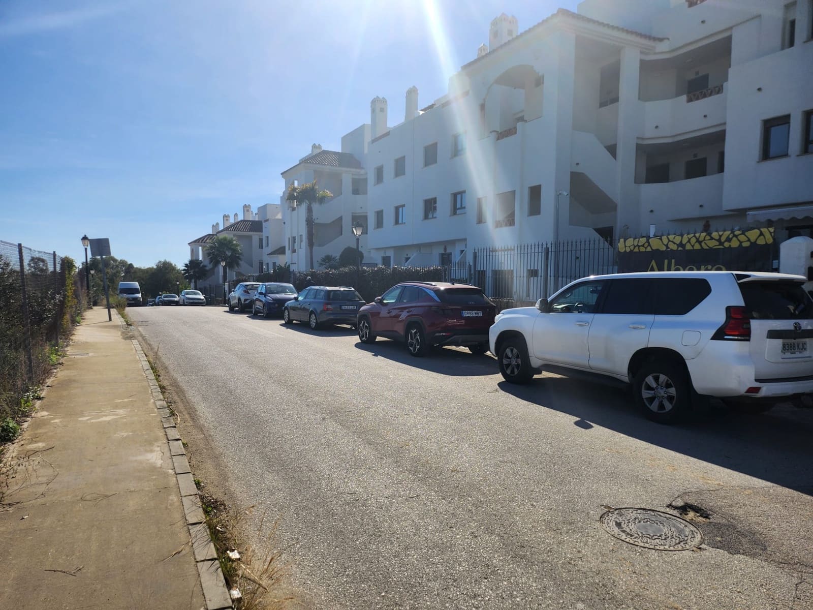Autotalli myytävänä paikassa Estepona - 17 000 € (Ref: 8312994)