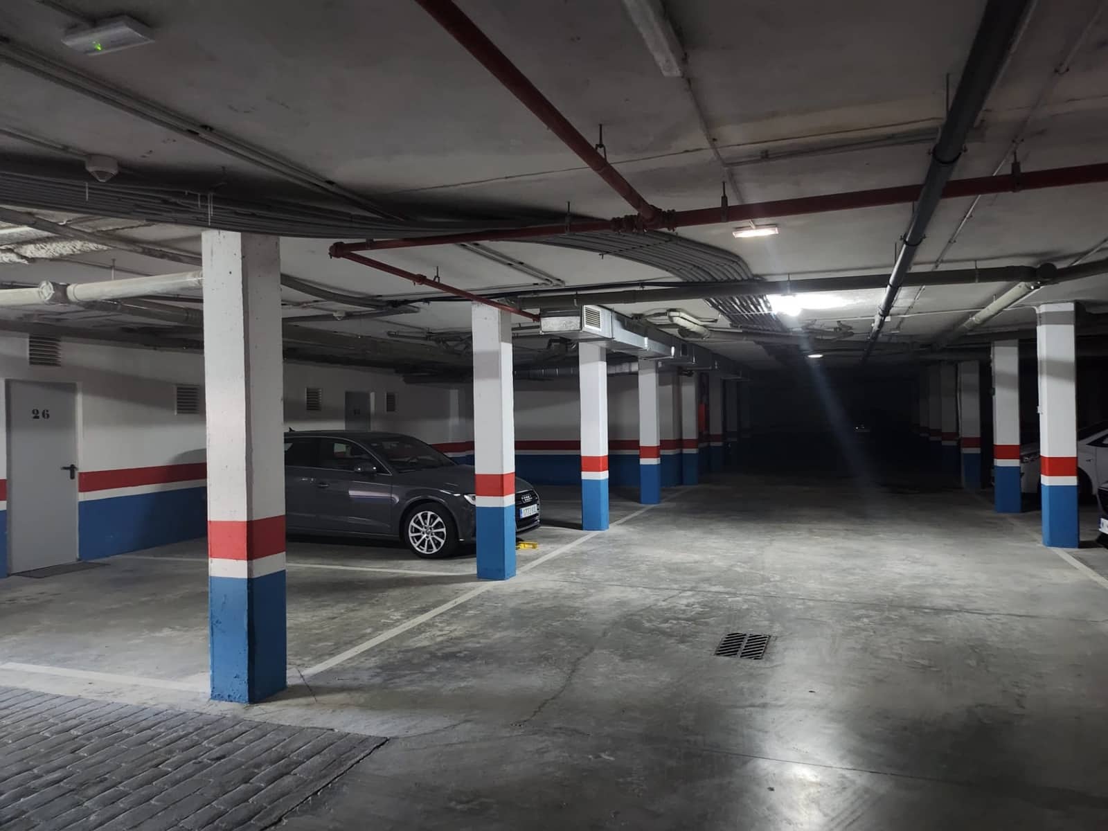 Autotalli myytävänä paikassa Estepona - 17 000 € (Ref: 8312994)
