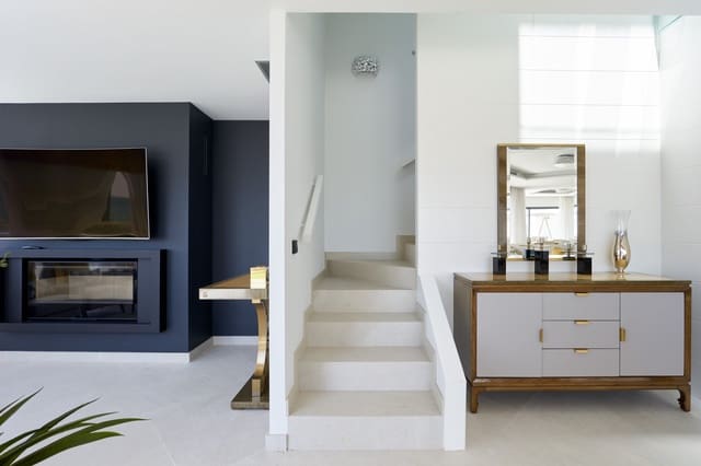 3 slaapkamer Huis te koop in Guadalobón, Estepona met zwembad garage - € 3.650.000 (Ref: 8351774)