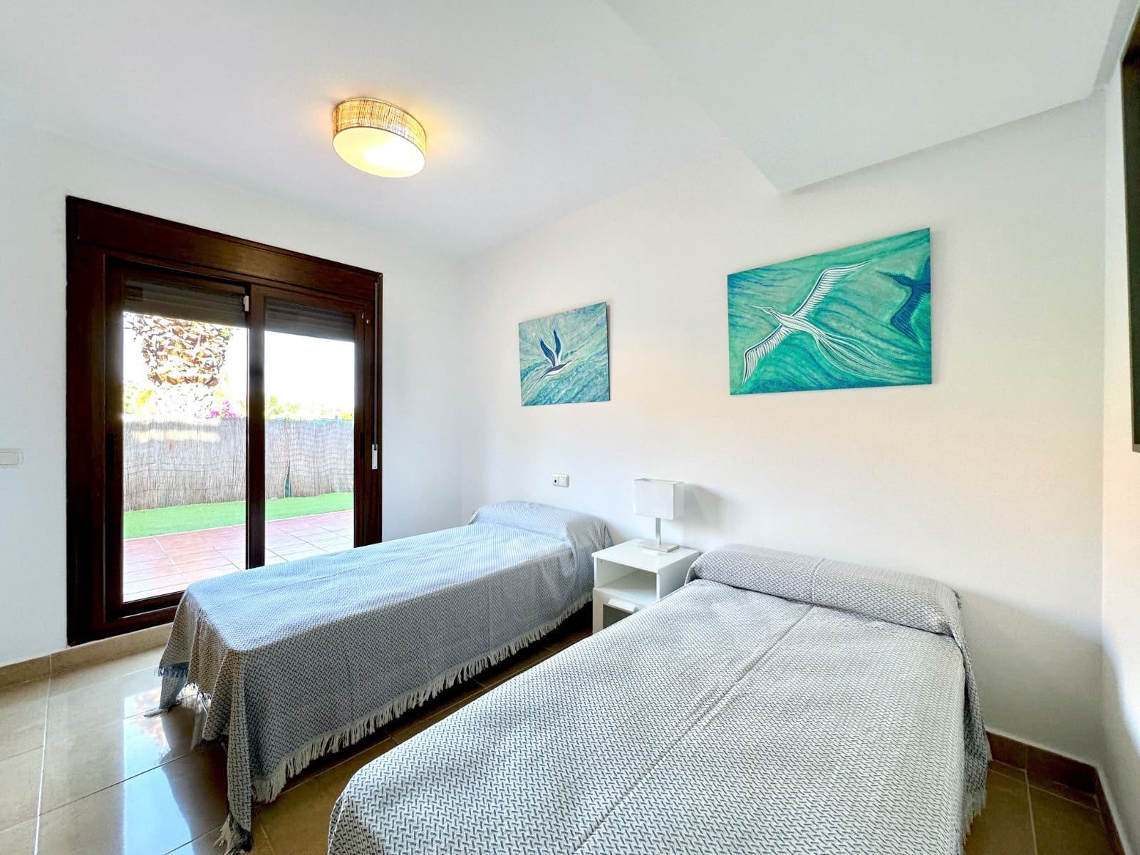 3 soveværelse Lejlighed til leje i Estepona med swimmingpool garage - € 1.700 (Ref: 8509458)