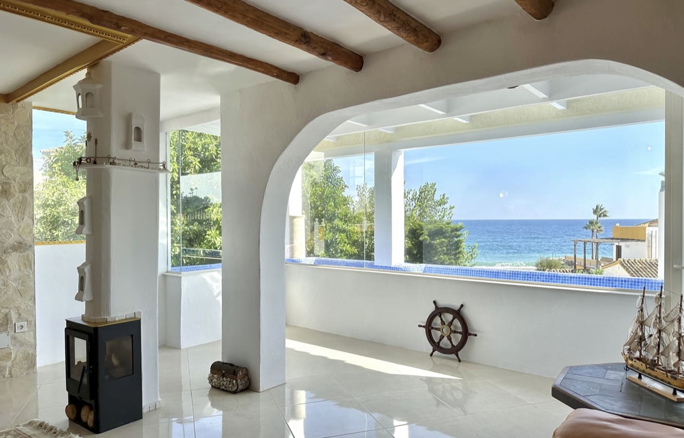 4 bedroom Townhouse for rent in Bahia Dorada with pool garage - € 2,500 (Ref: 8612441)