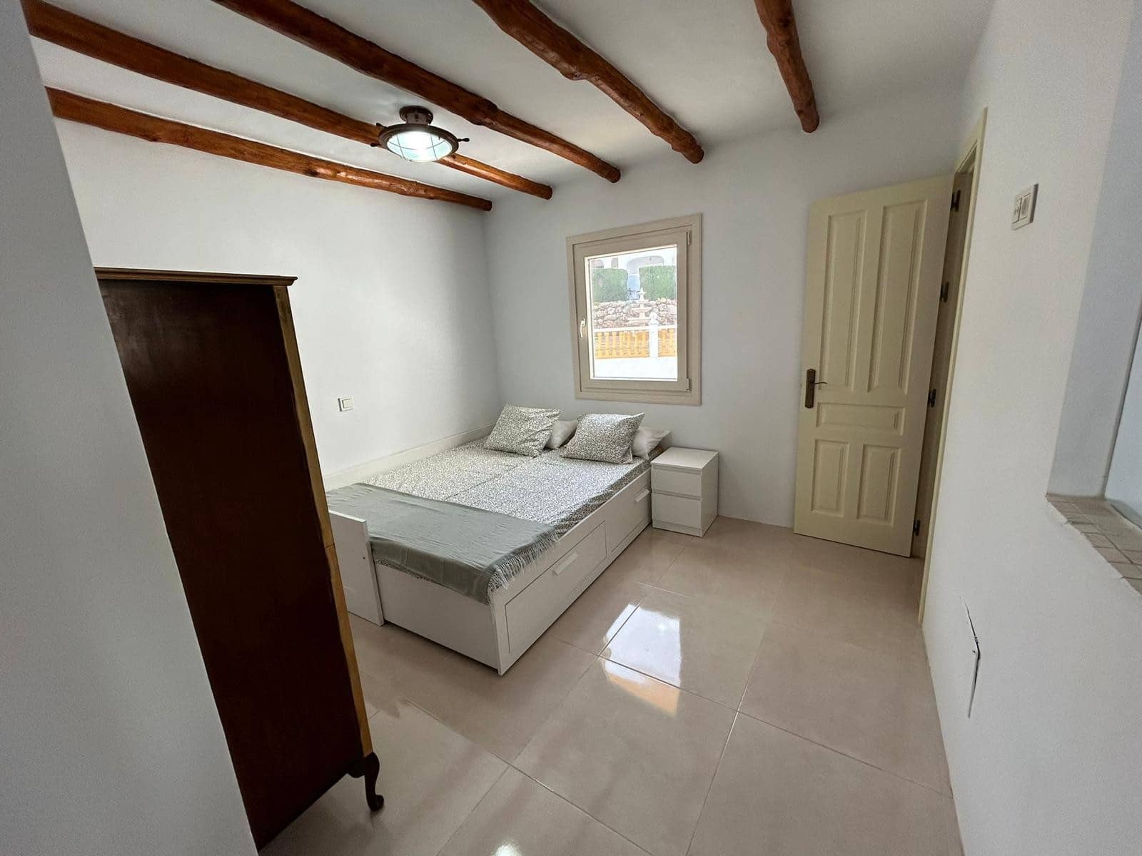 4 bedroom Townhouse for rent in Bahia Dorada with pool garage - € 2,500 (Ref: 8612441)