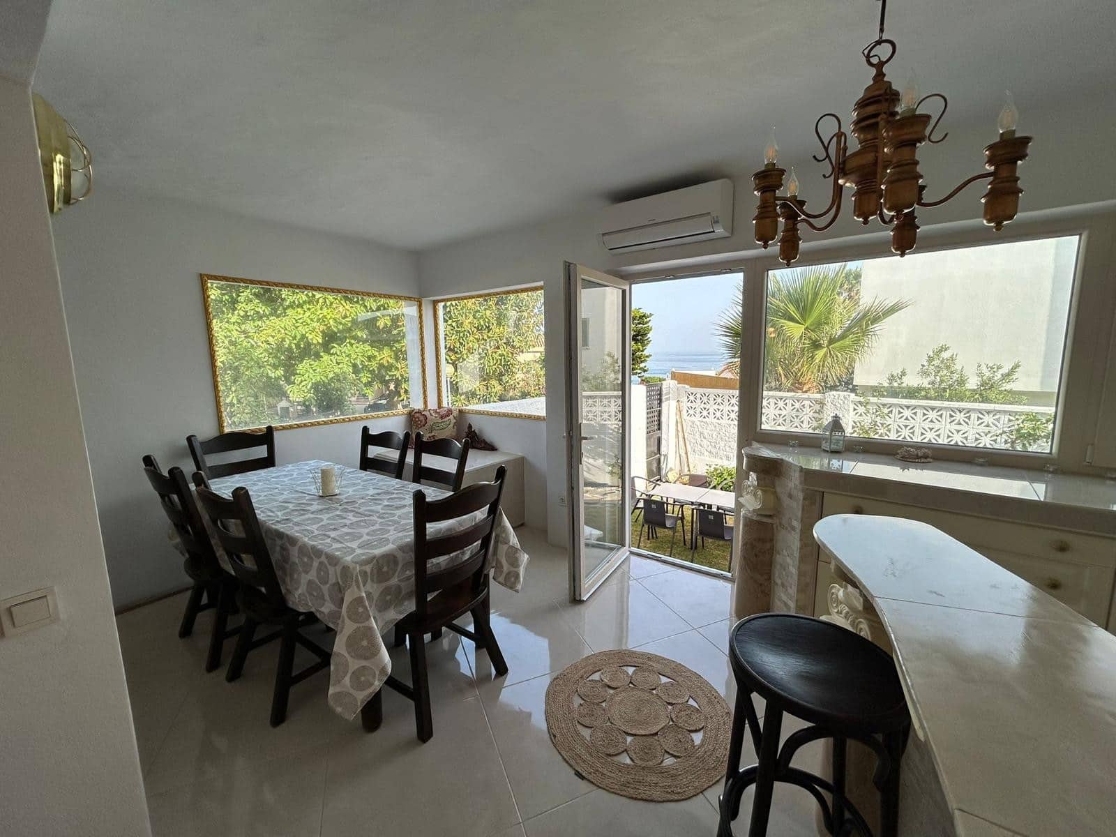 4 bedroom Townhouse for rent in Bahia Dorada with pool garage - € 2,500 (Ref: 8612441)