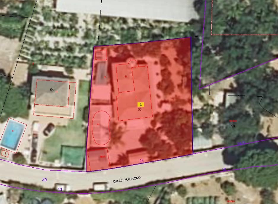 4 sypialnia Willa na sprzedaż w Marbella z basenem garażem - 1 300 000 € (Ref: 8636323)