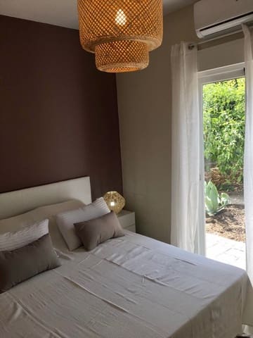 2 Zimmer Villa zu verkaufen in El Velerín, Estepona mit Pool Garage - 380.000 € (Ref: 8640897)