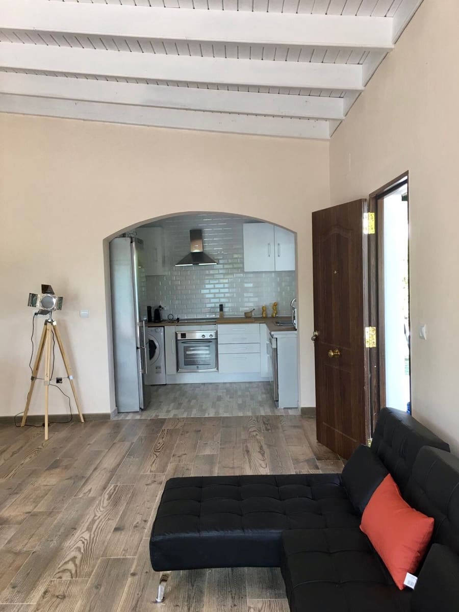 2 soverom Villa til salgs i El Velerin med svømmebasseng garasje - € 380 000 (Ref: 8640897)