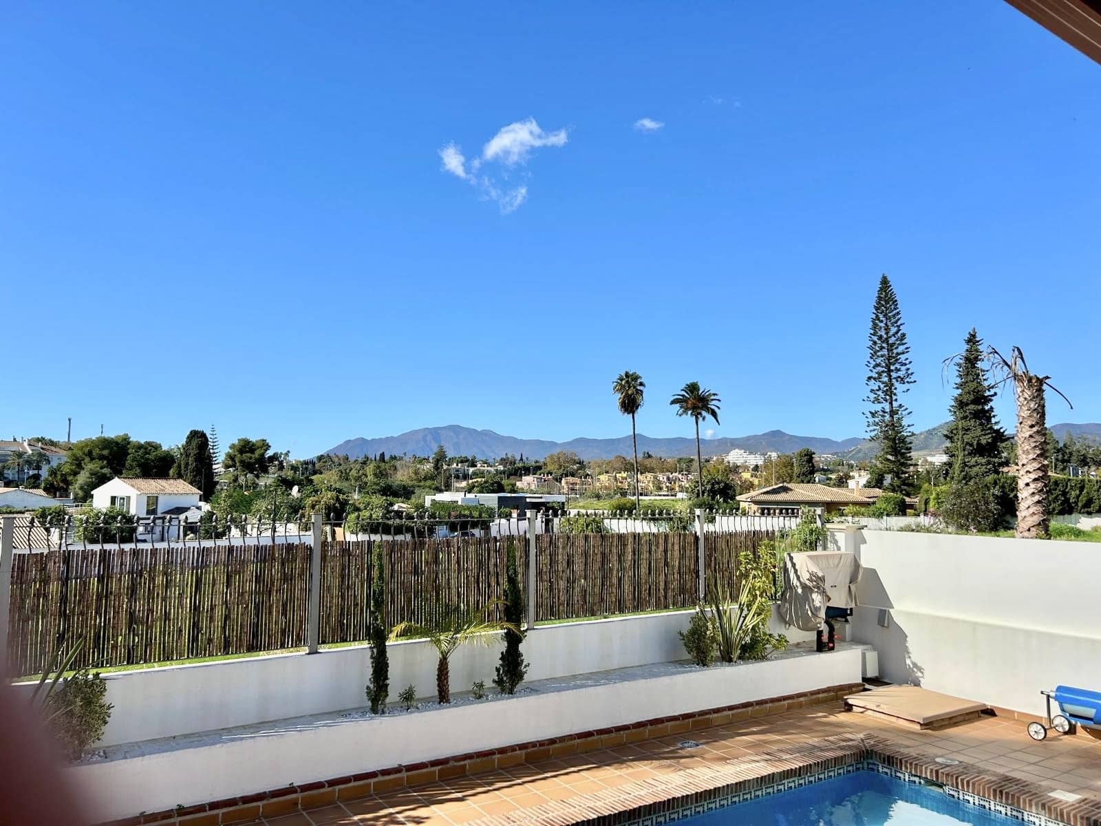 6 slaapkamer Villa te koop in San Pedro de Alcantara met zwembad garage - € 1.480.000 (Ref: 8660468)