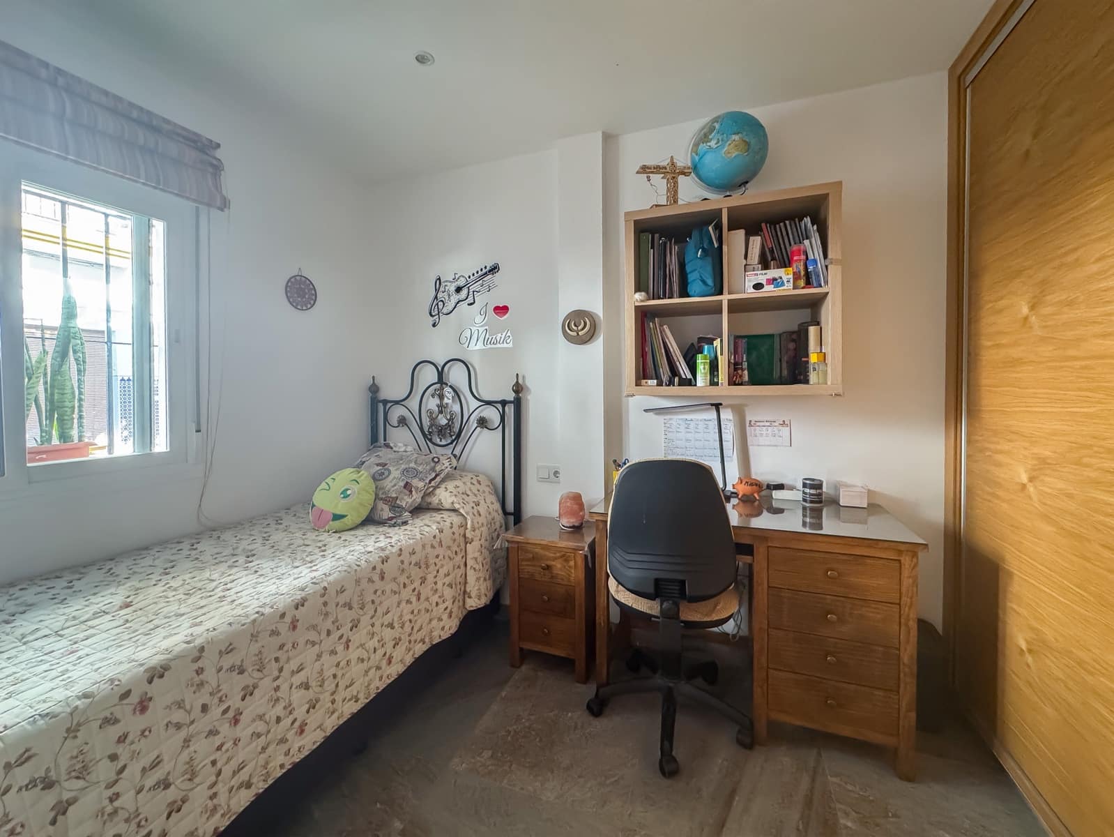 4 slaapkamer Huis te koop in Estepona met garage - € 660.000 (Ref: 8671797)