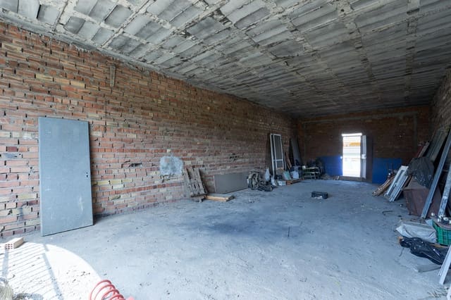 Erhverv til leje i Zona Calvario, Estepona - € 580 (Ref: 8675665)