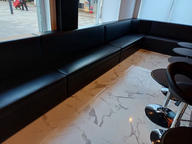 Erhverv til leje i San Pedro de Alcántara Pueblo, Marbella - € 1.800 (Ref: 8677708)