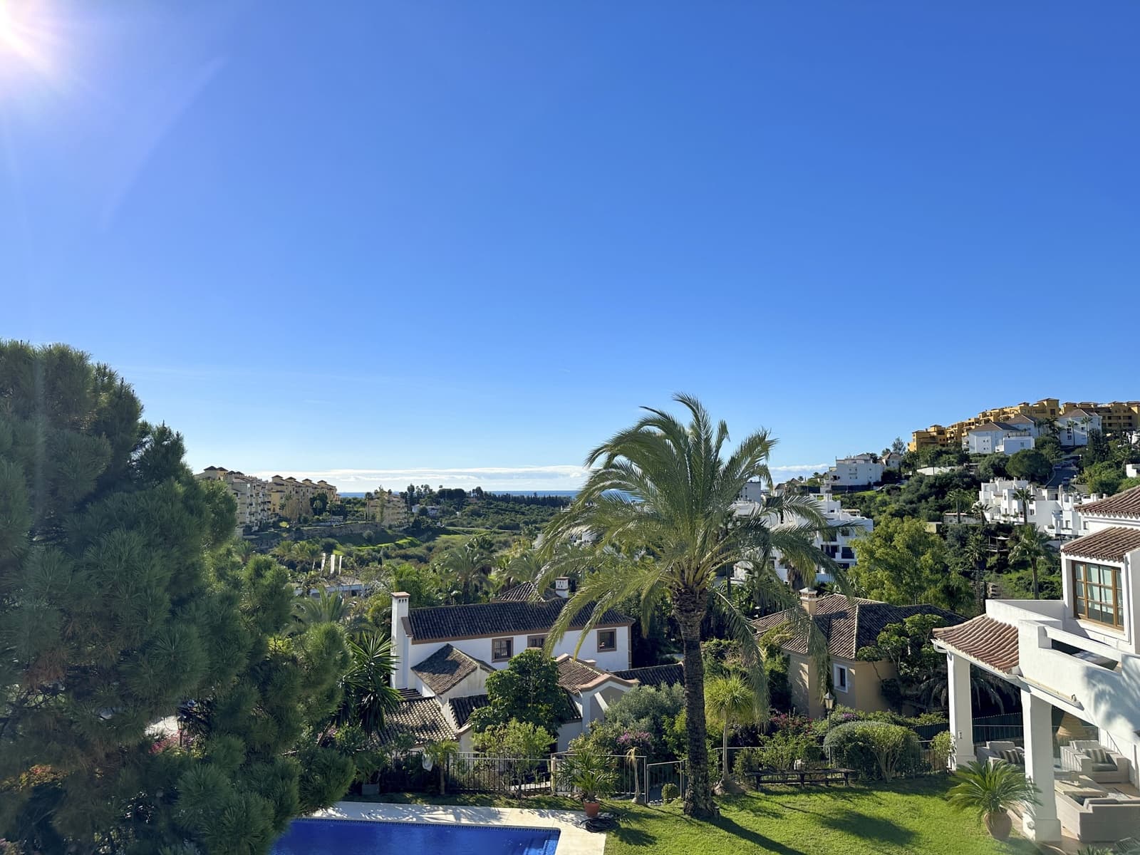 5 quarto Moradia para venda em Estepona com piscina garagem - 1 795 000 € (Ref: 8682137)