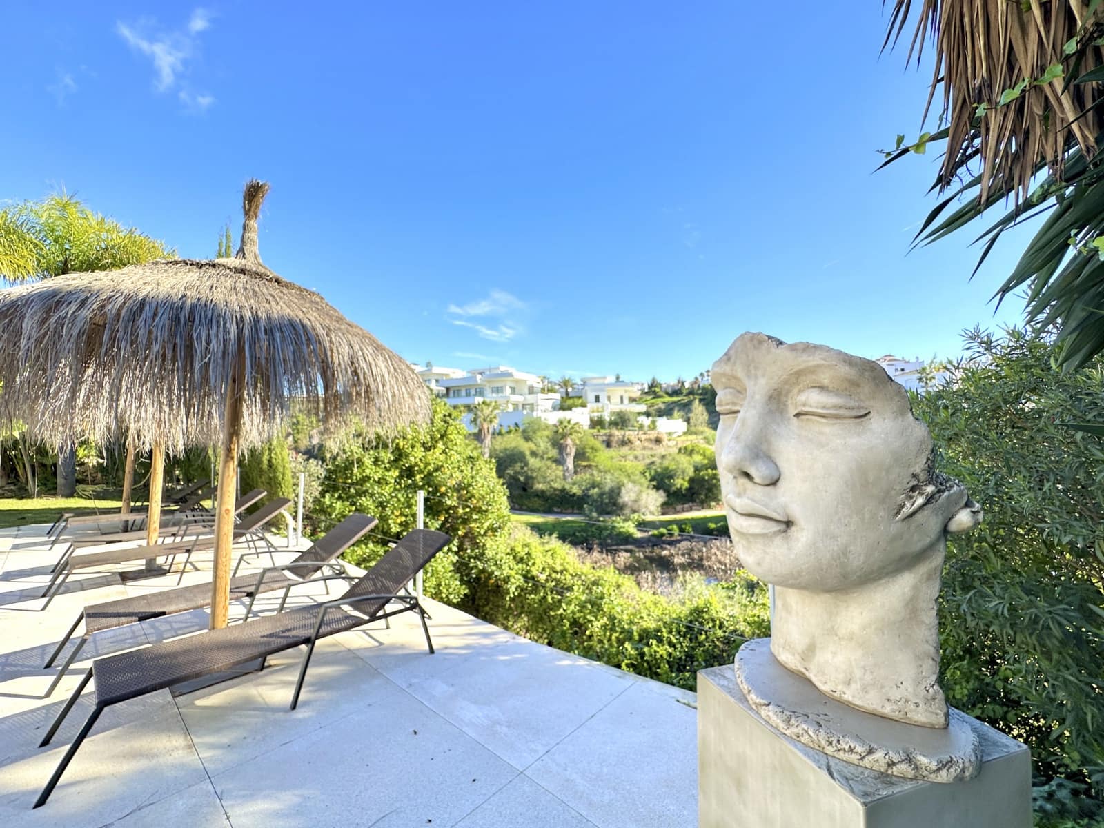 5 quarto Moradia para venda em Estepona com piscina garagem - 1 795 000 € (Ref: 8682137)