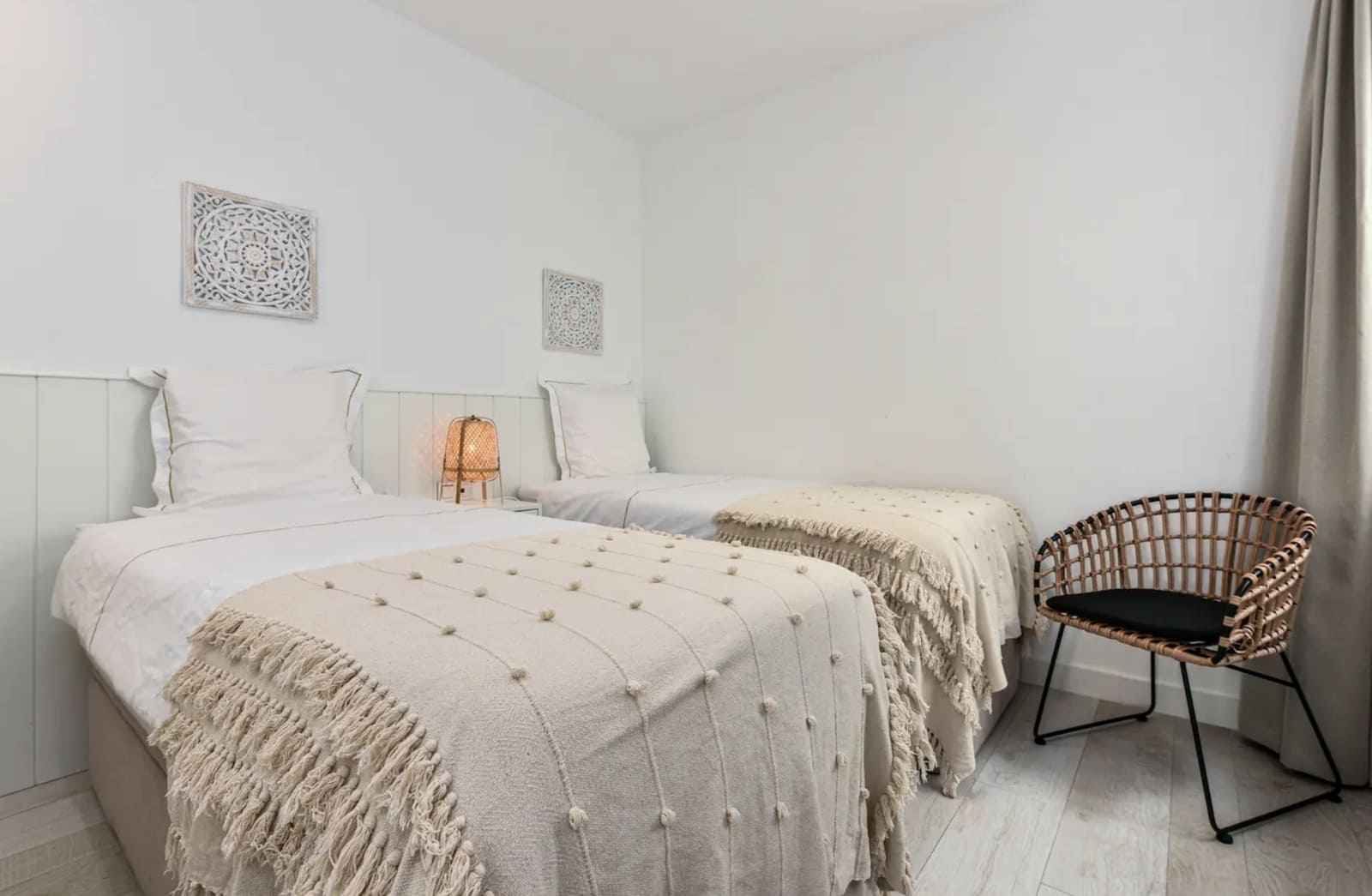 2 bedroom Apartment for sale in Casares with pool garage - € 577,500 (Ref: 8687434)