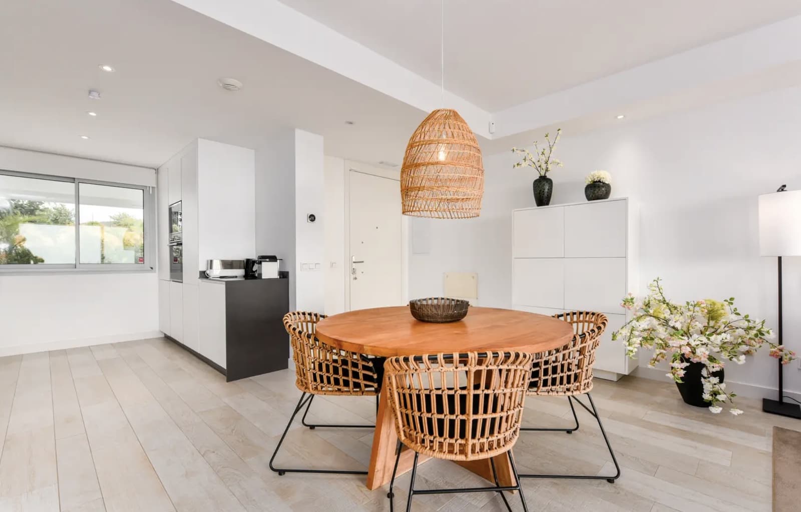 2 bedroom Apartment for sale in Casares with pool garage - € 577,500 (Ref: 8687434)