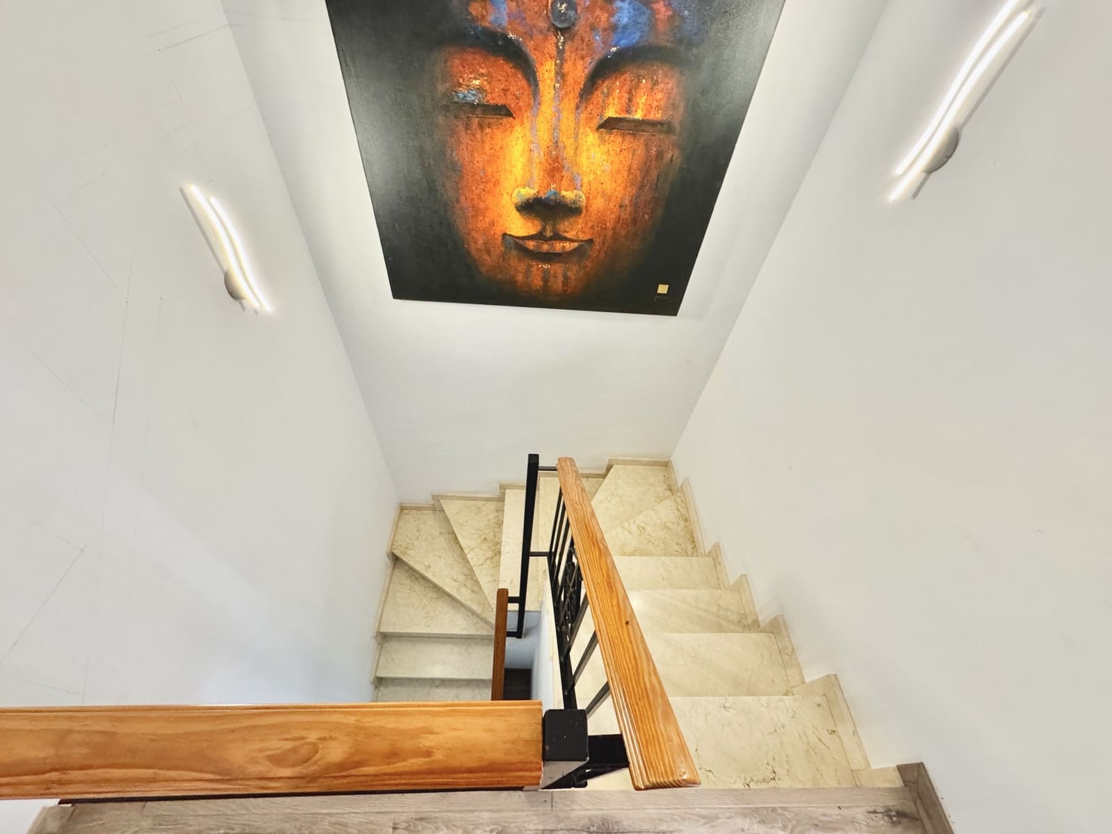 3 soveværelse Byhus til salg i Estepona med swimmingpool garage - € 625.000 (Ref: 8766658)