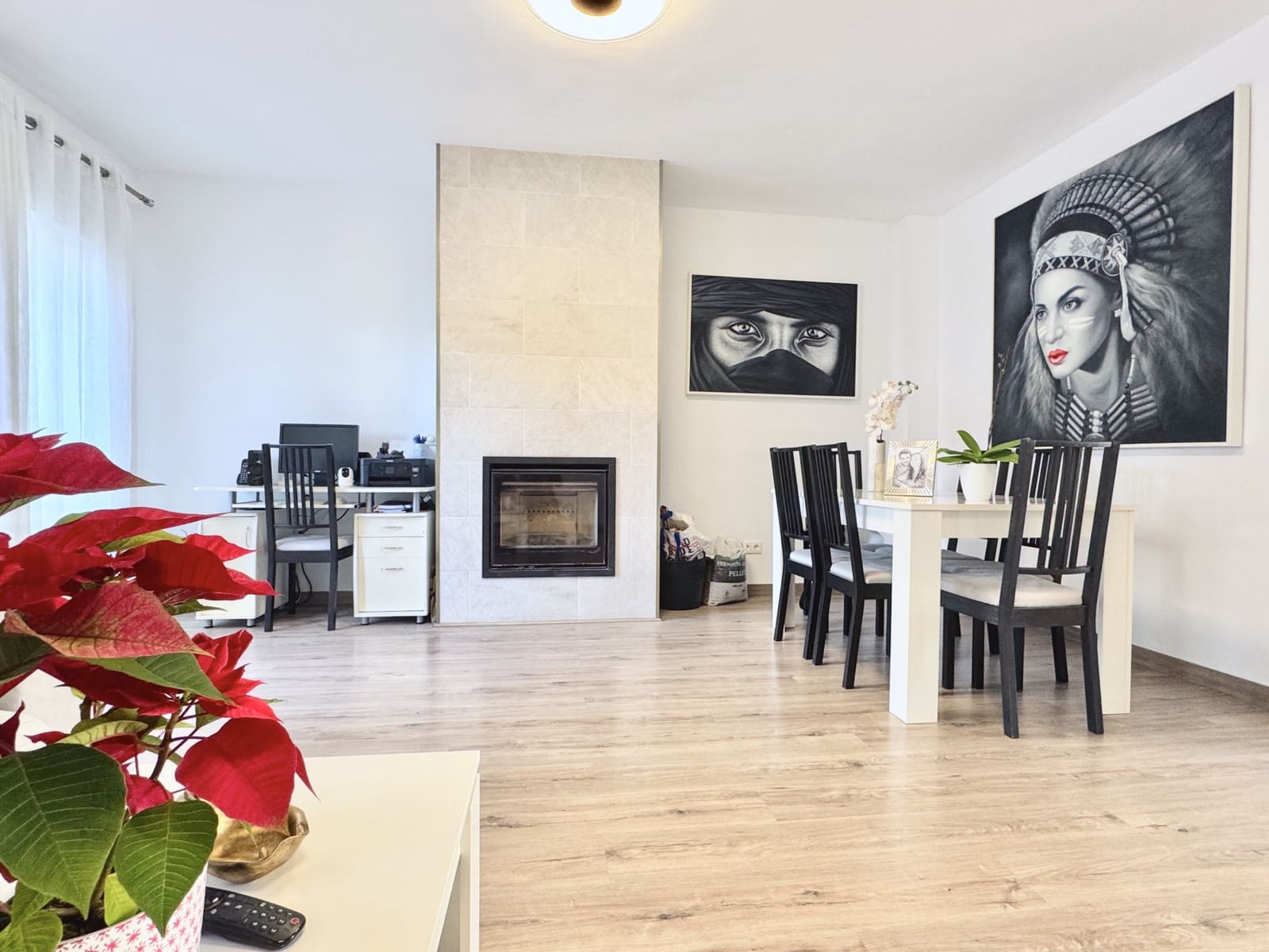 3 soveværelse Byhus til salg i Estepona med swimmingpool garage - € 625.000 (Ref: 8766658)