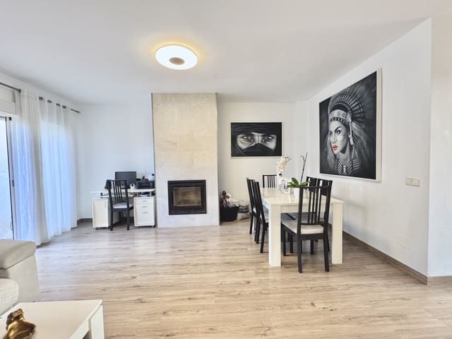 3 soveværelse Byhus til salg i La Concha - Resina Golf, Estepona med swimmingpool garage - € 625.000 (Ref: 8766658)