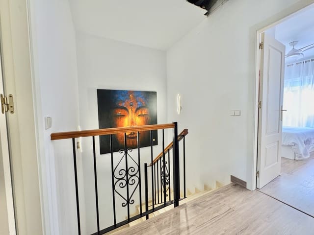 3 soveværelse Byhus til salg i La Concha - Resina Golf, Estepona med swimmingpool garage - € 625.000 (Ref: 8766658)
