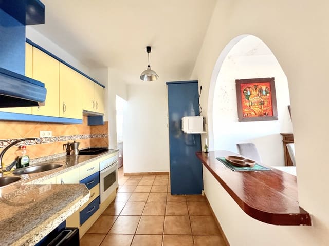 3 slaapkamer Appartement te koop in Centro, Estepona - € 425.000 (Ref: 8766660)