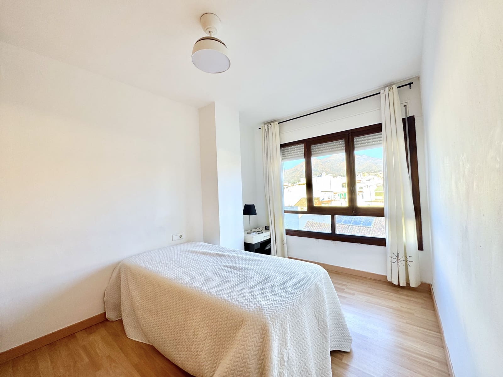 3 soveværelse Lejlighed til salg i Estepona - € 425.000 (Ref: 8766660)