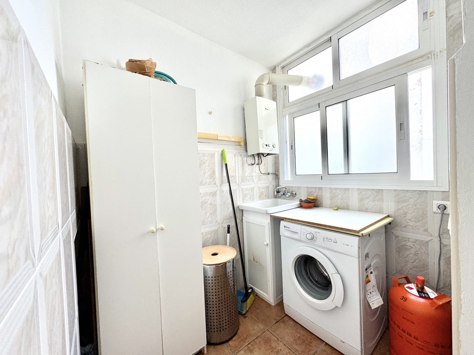 3 soveværelse Lejlighed til salg i Estepona - € 425.000 (Ref: 8766660)