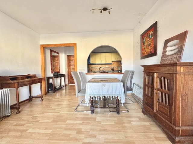 3 slaapkamer Appartement te koop in Centro, Estepona - € 425.000 (Ref: 8766660)