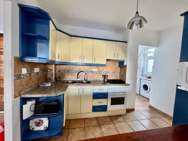 3 slaapkamer Appartement te koop in Centro, Estepona - € 425.000 (Ref: 8766660)