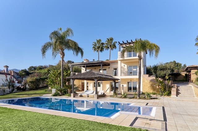 4 soverom Villa til salgs i Las Lomas, Estepona med svømmebasseng garasje - € 2 450 000 (Ref: 8770104)