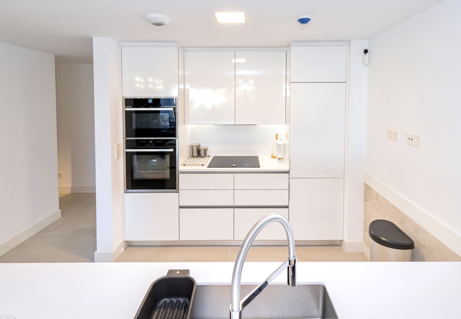 4 chambre Appartement à vendre à Marbella avec piscine garage - 1 150 000 € (Ref: 8773263)