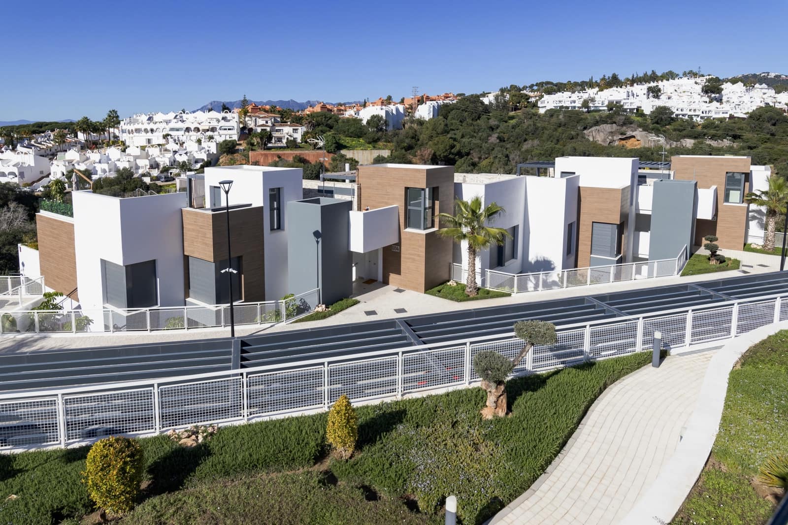 4 chambre Appartement à vendre à Marbella avec piscine garage - 1 150 000 € (Ref: 8773263)