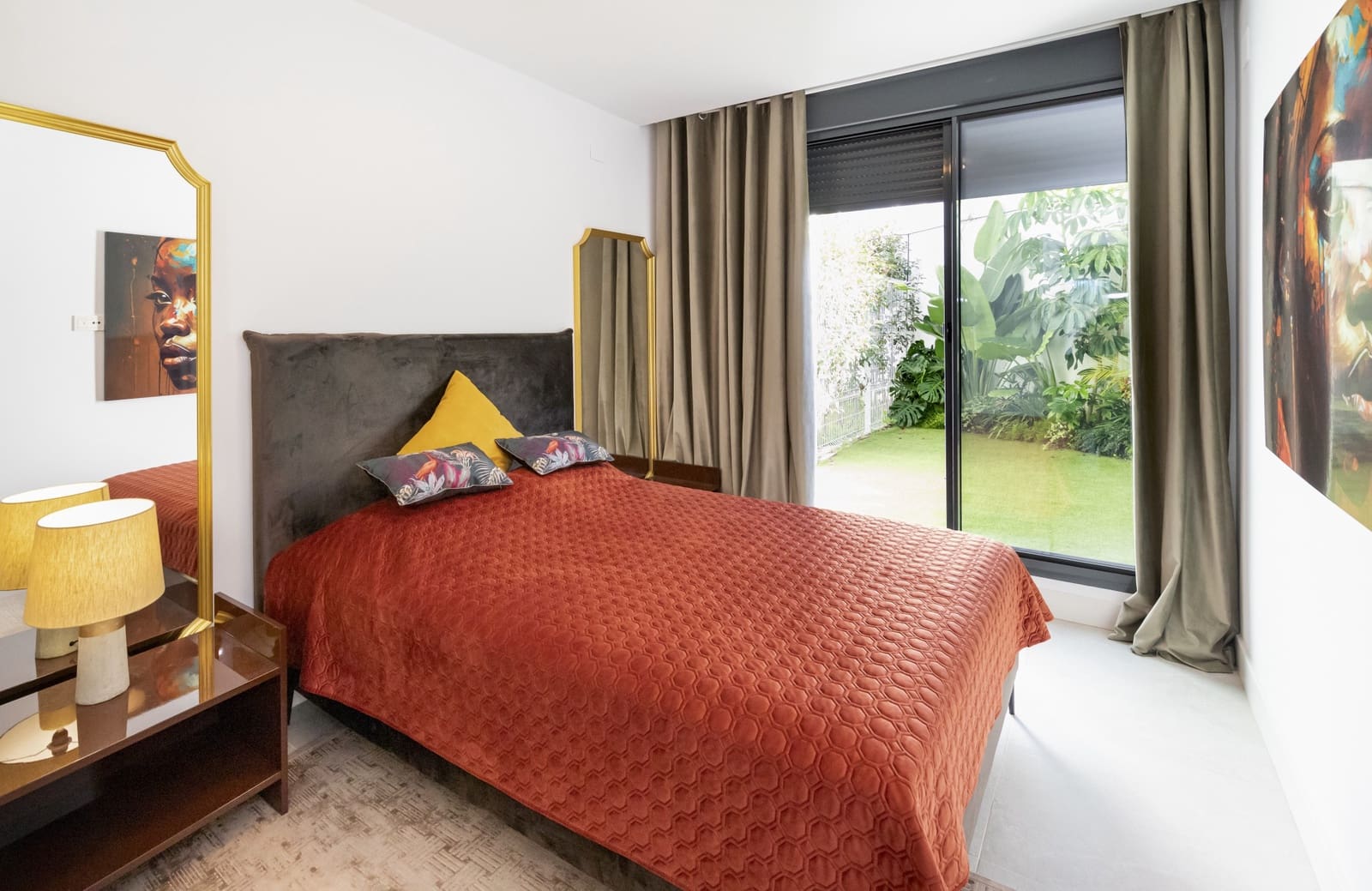 4 chambre Appartement à vendre à Marbella avec piscine garage - 1 150 000 € (Ref: 8773263)