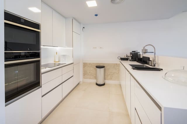 4 soverom Leilighet til salgs i Cabopino - Artola, Marbella med svømmebasseng garasje - € 1 150 000 (Ref: 8773263)