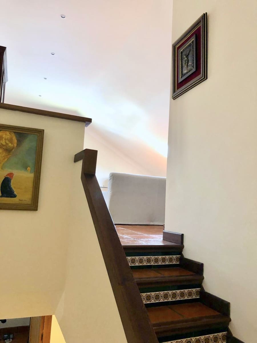 4 soverom Hus til salgs i San Pedro de Alcantara med svømmebasseng garasje - € 990 000 (Ref: 8801435)