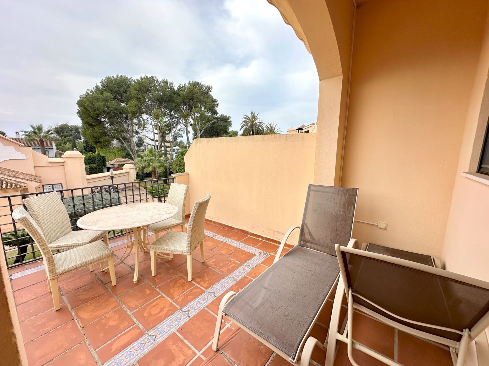 2 soveværelse Lejlighed til salg i Marbella med swimmingpool garage - € 760.000 (Ref: 8824823)