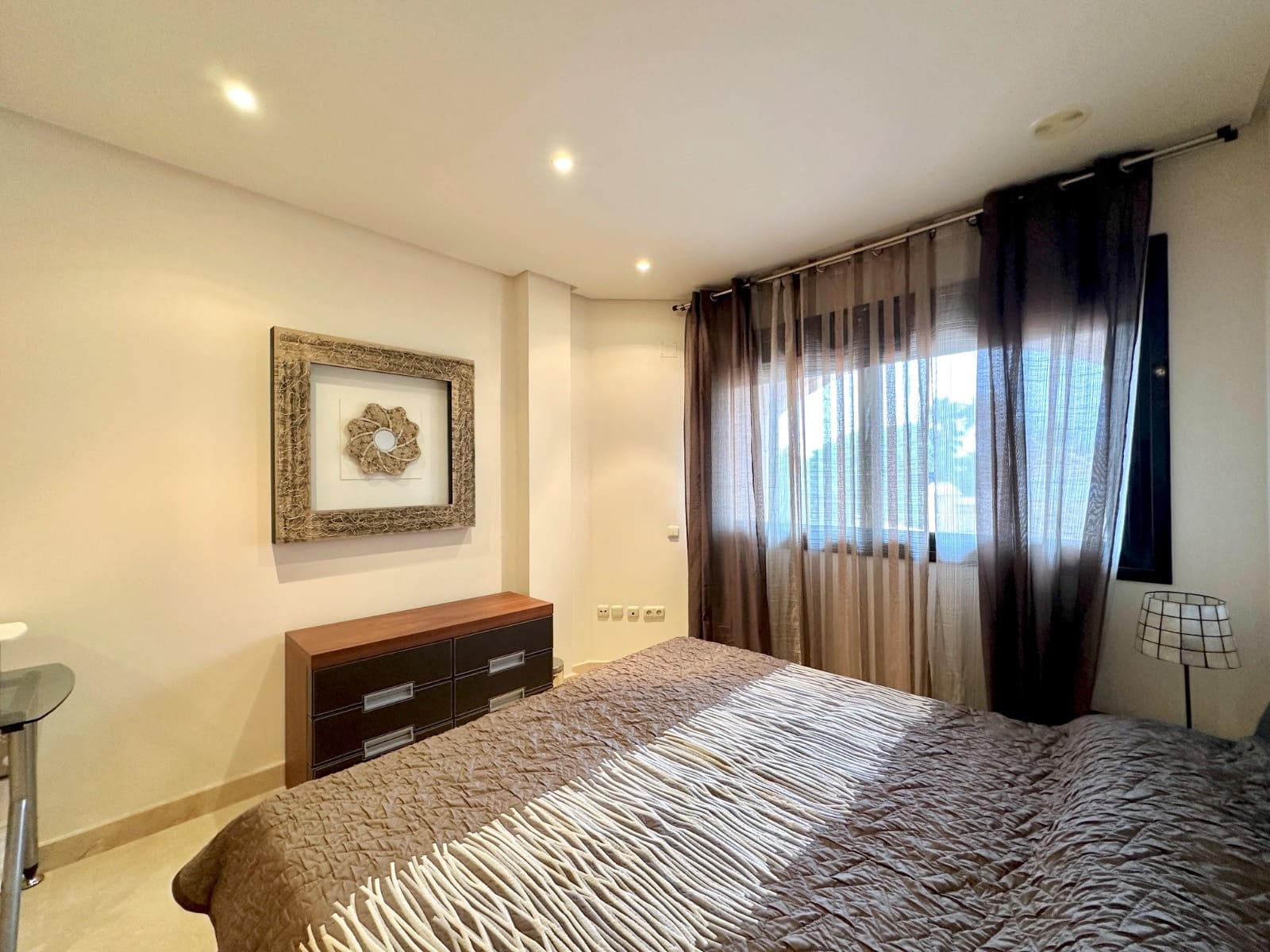 2 soveværelse Lejlighed til salg i Marbella med swimmingpool garage - € 760.000 (Ref: 8824823)