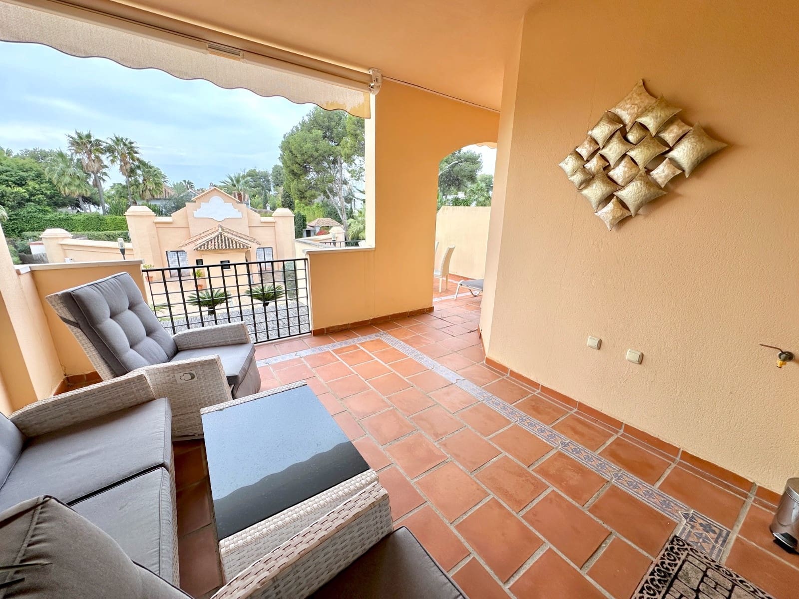 2 soveværelse Lejlighed til salg i Marbella med swimmingpool garage - € 760.000 (Ref: 8824823)