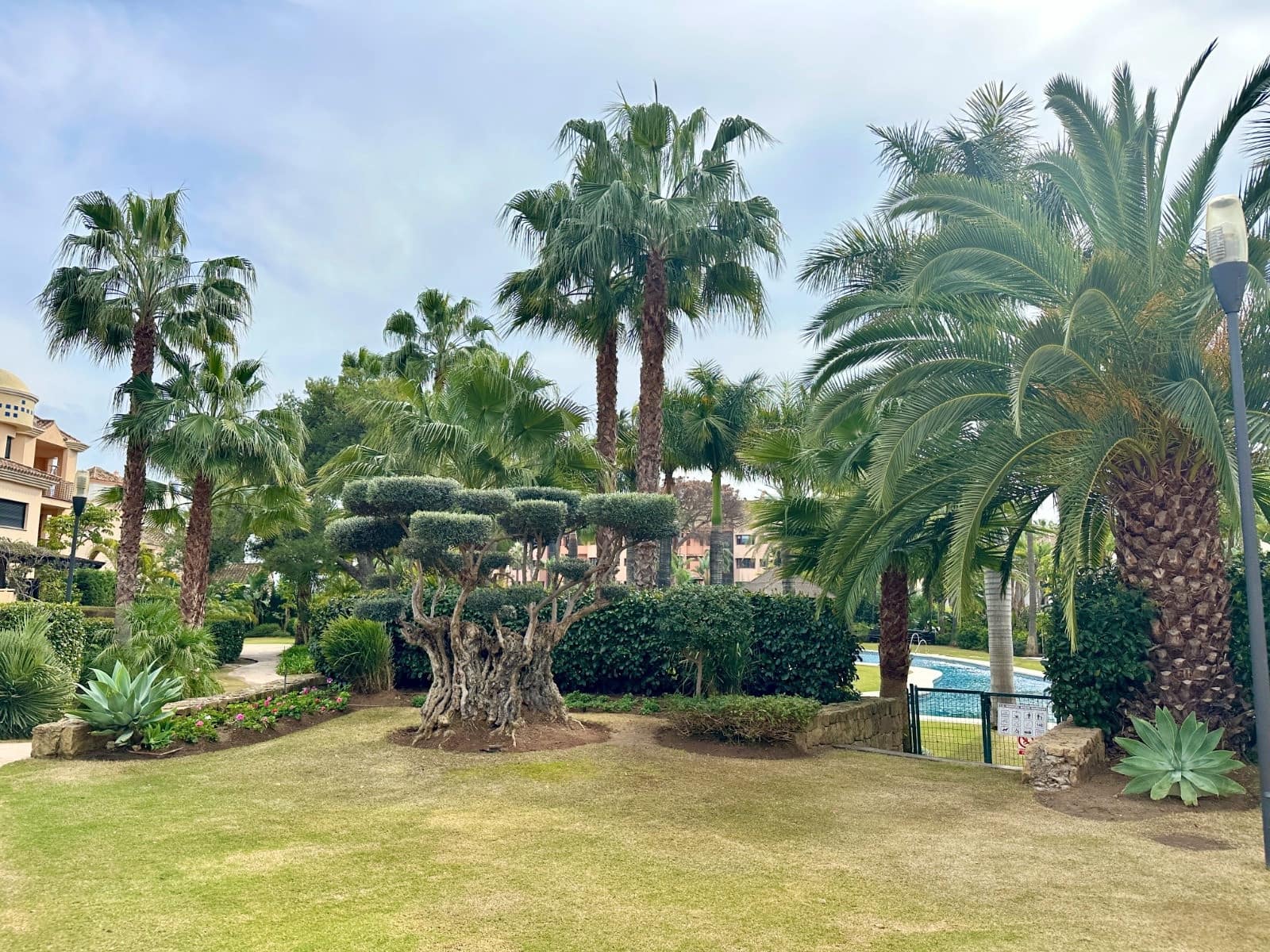 2 soveværelse Lejlighed til salg i Marbella med swimmingpool garage - € 760.000 (Ref: 8824823)