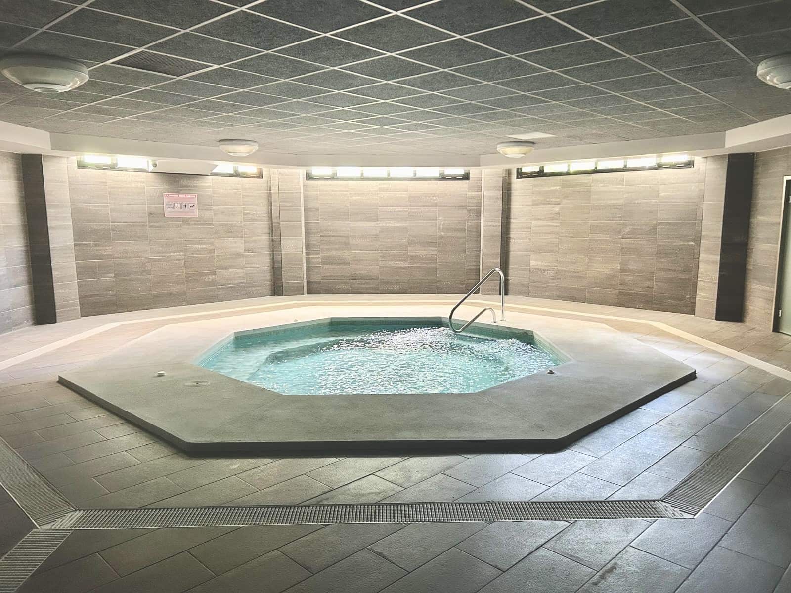 2 soveværelse Lejlighed til salg i Marbella med swimmingpool garage - € 760.000 (Ref: 8824823)