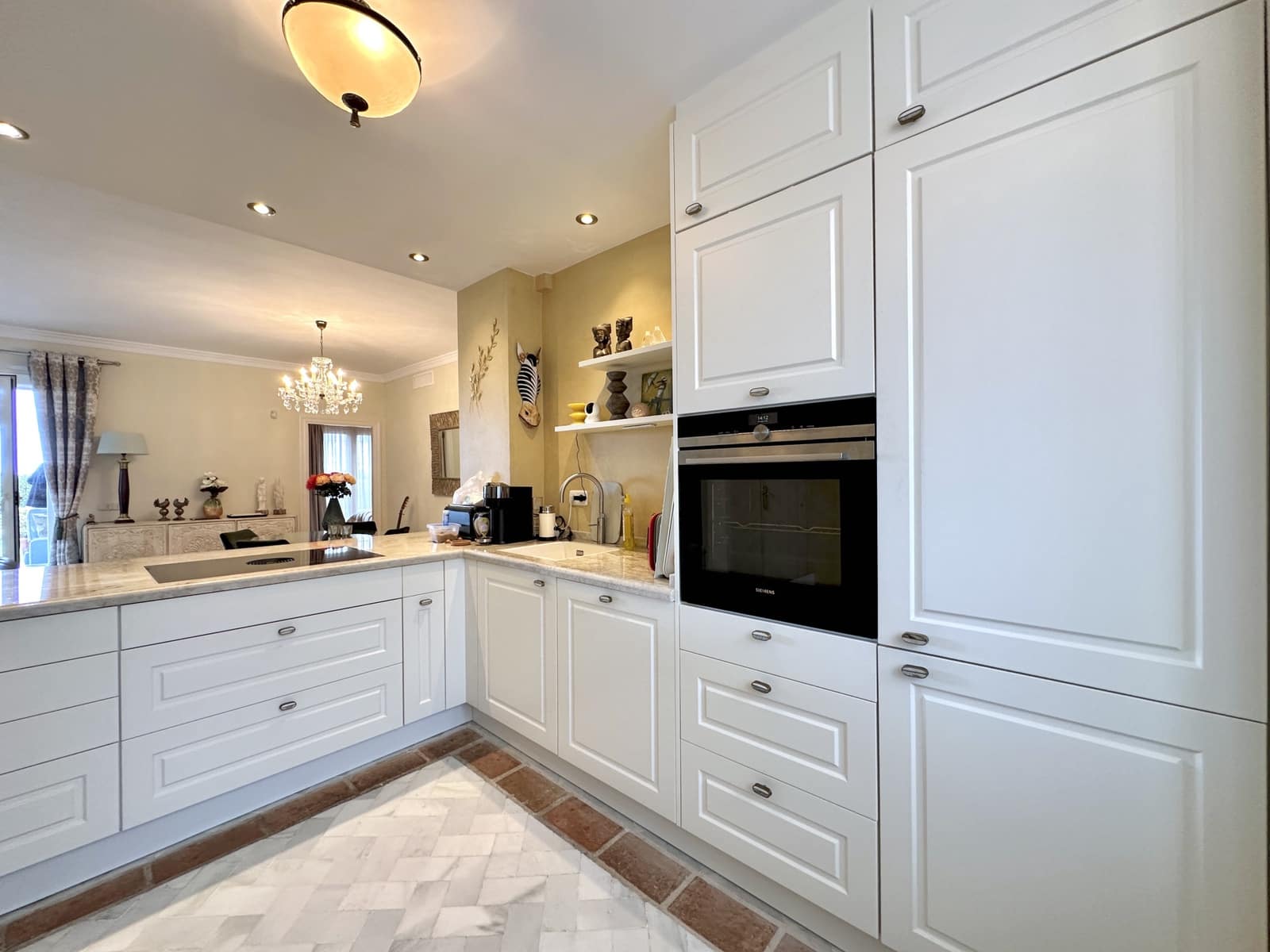 2 bedroom Apartment for sale in Casares with pool garage - € 499,000 (Ref: 8838404)