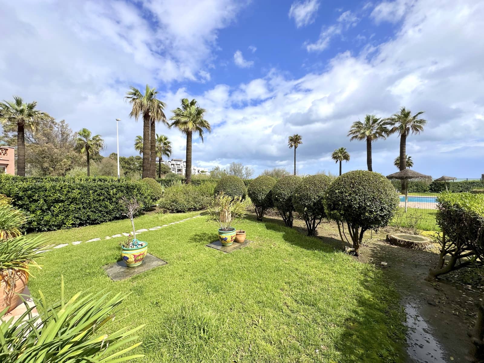 2 bedroom Apartment for sale in Casares with pool garage - € 499,000 (Ref: 8838404)