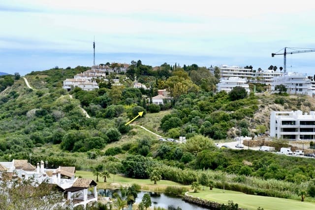 Building Plot for sale in Guadalobón, Estepona - € 690,000 (Ref: 8843262)