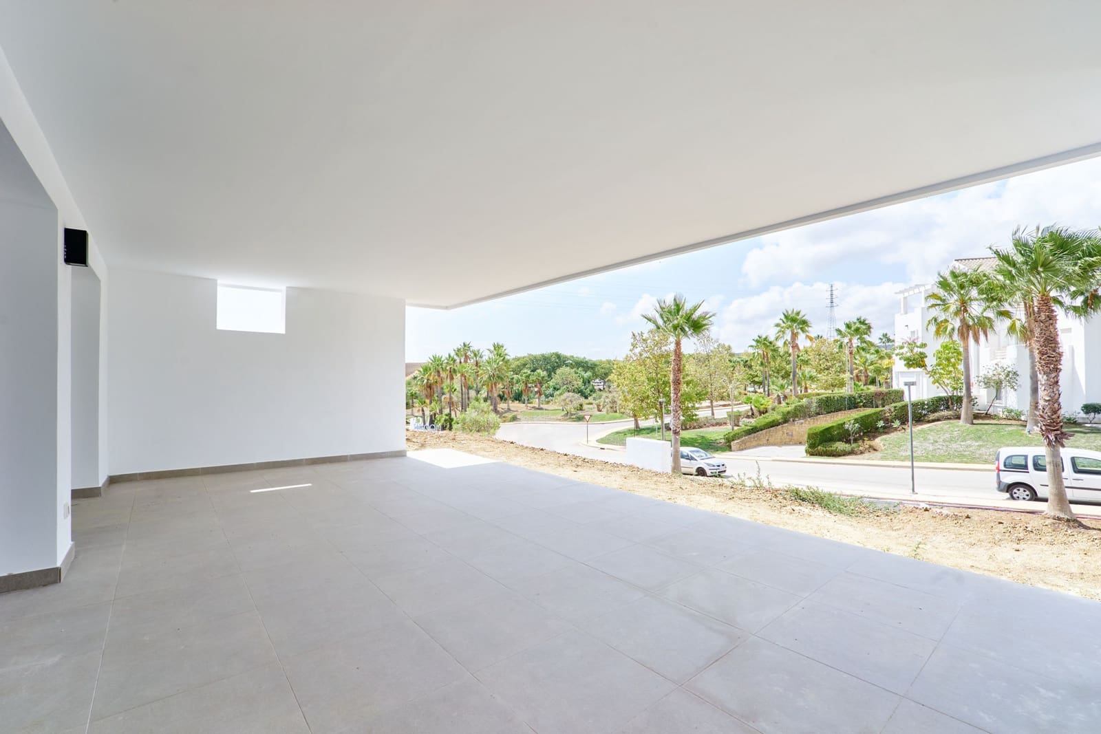 2 soverom Leilighet til salgs i Casares med svømmebasseng garasje - € 330 000 (Ref: 8849779)