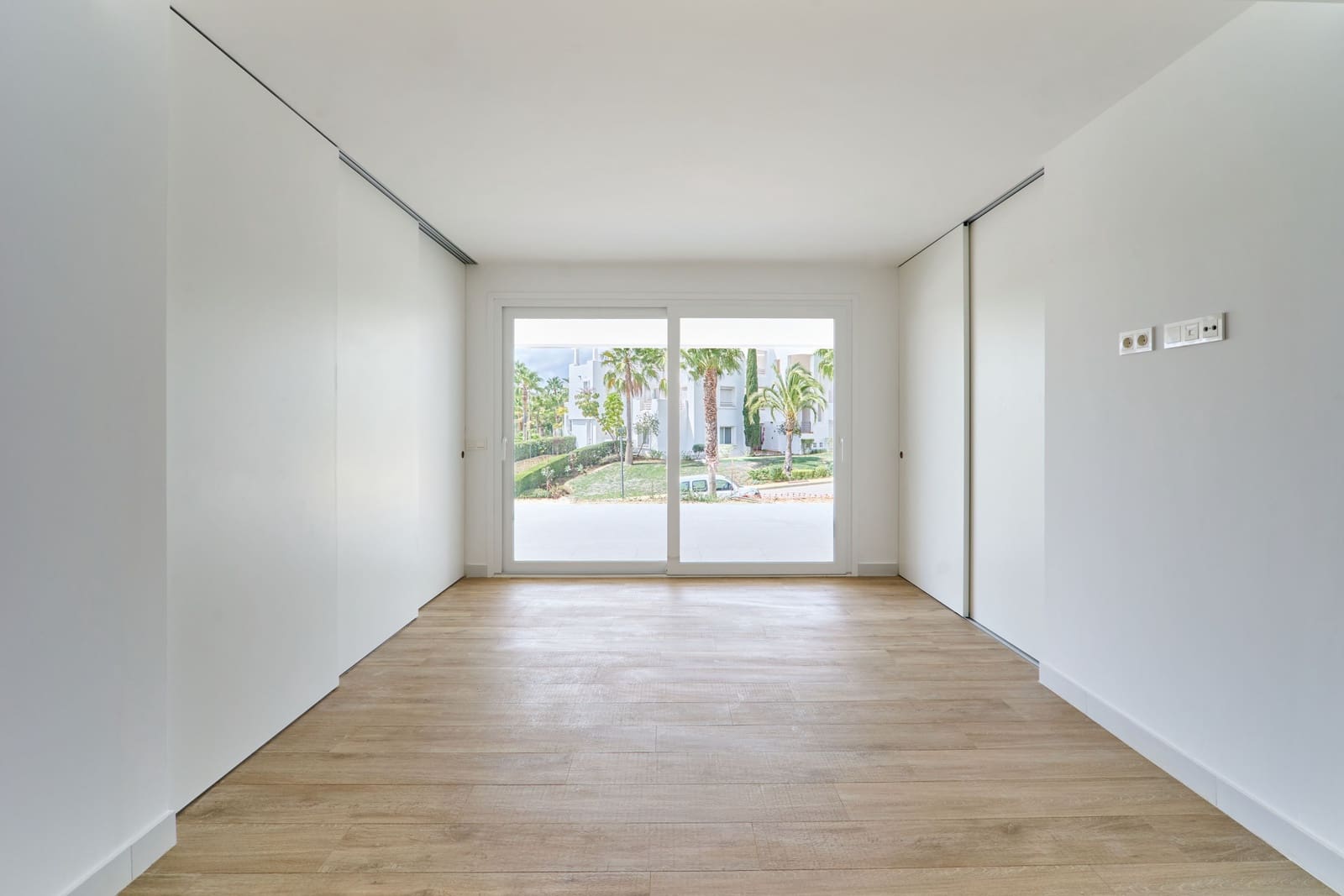 2 bedroom Apartment for sale in Casares with pool garage - € 330,000 (Ref: 8849779)