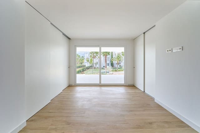 2 soveværelse Lejlighed til salg i Casares Pueblo, Casares med swimmingpool garage - € 330.000 (Ref: 8849779)