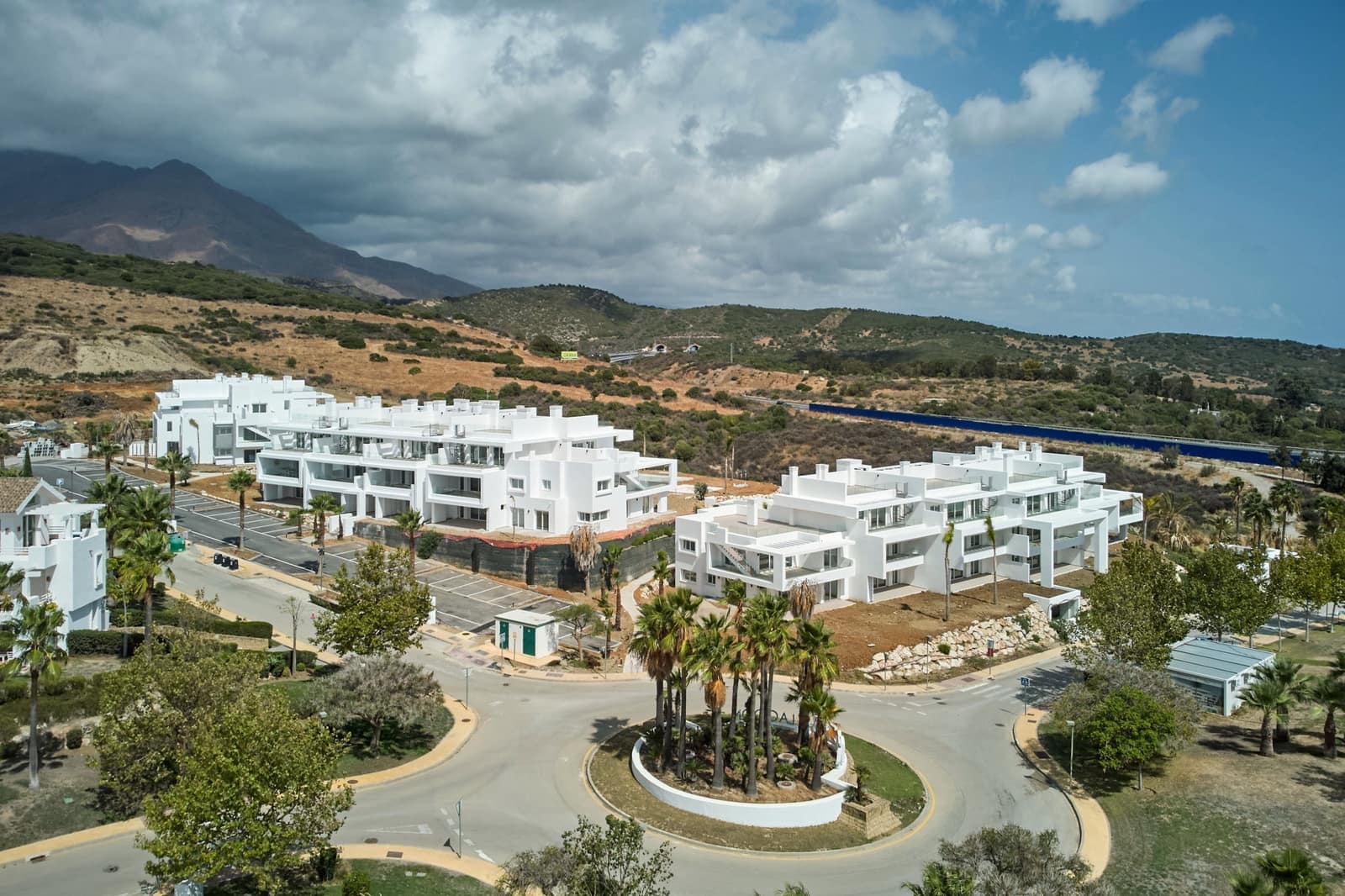 2 bedroom Apartment for sale in Casares with pool garage - € 330,000 (Ref: 8849779)